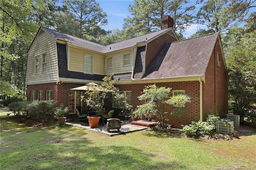 5406 Woodview Drive