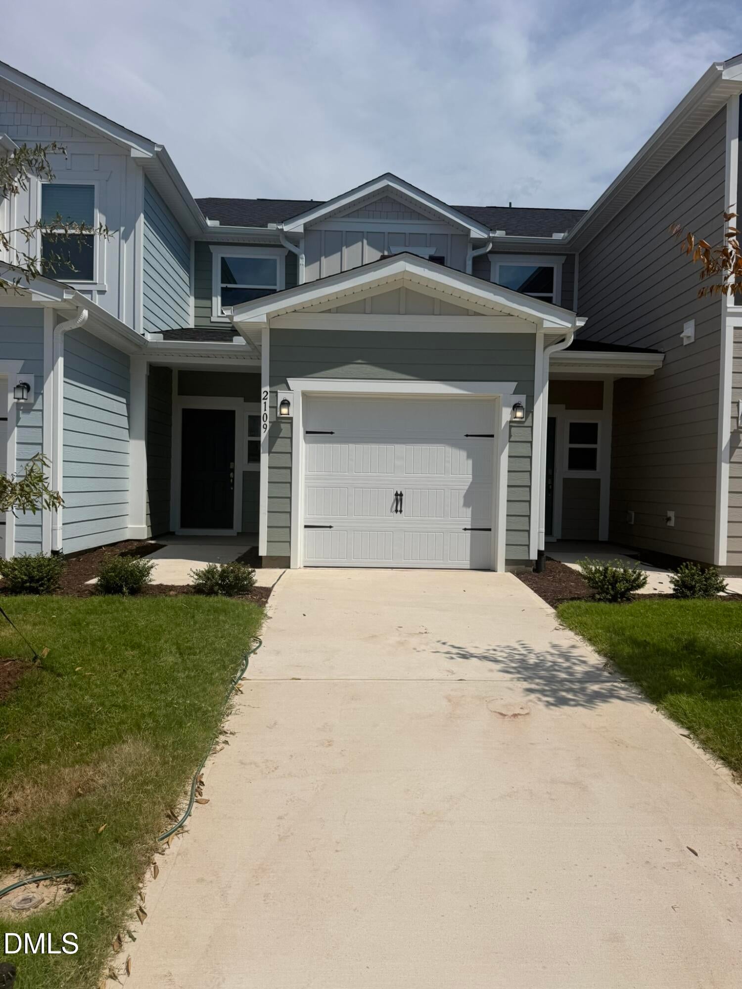 2109 Oakdale Drive