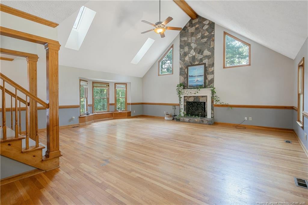 35 Lilly Loop