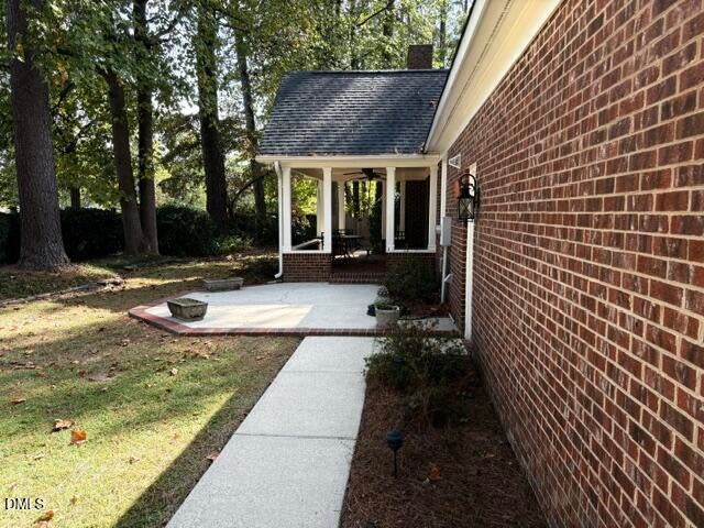 1902 Windsong Drive