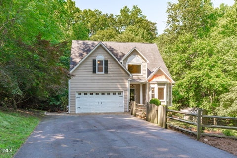 Photo for 105 Greenbriar Court