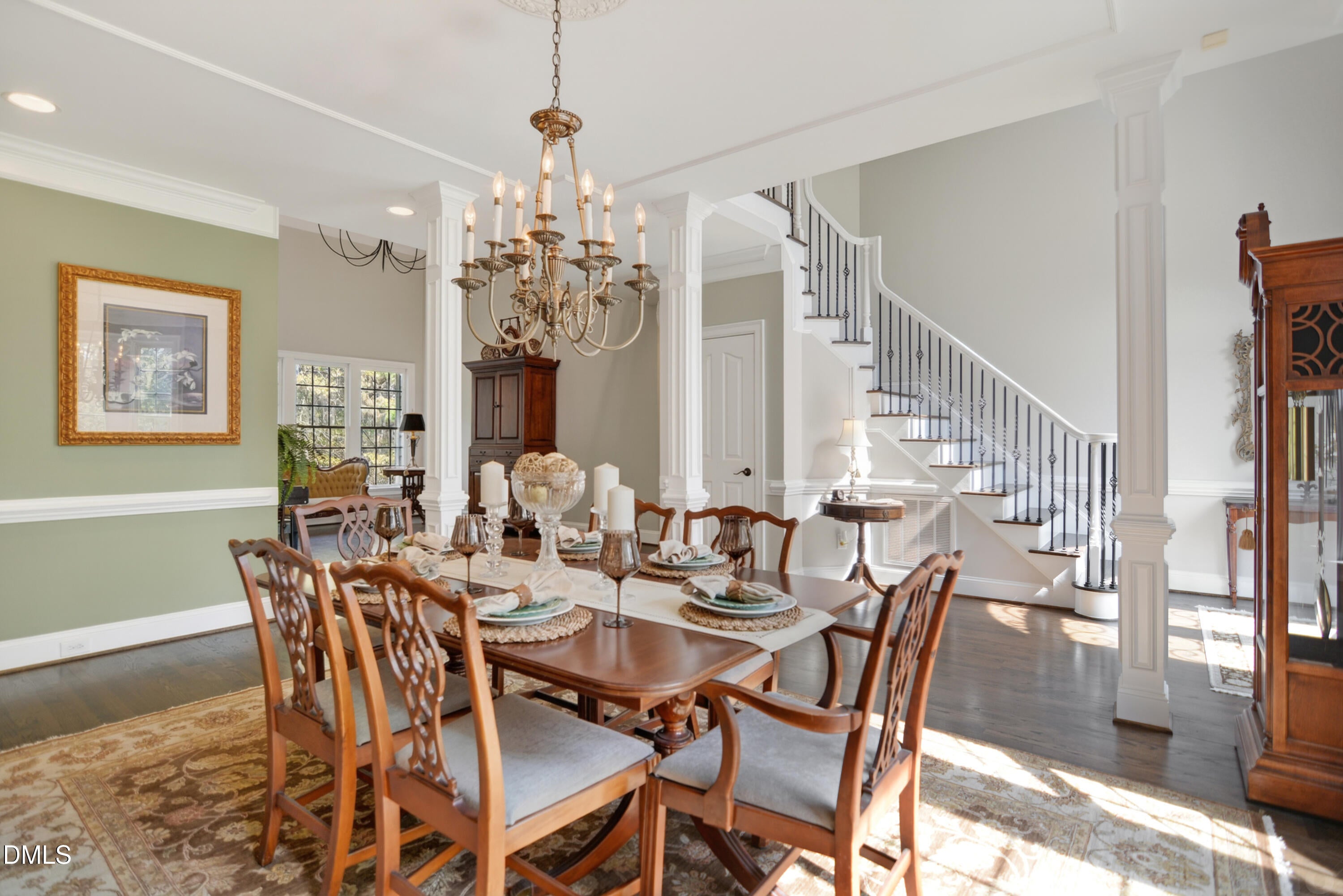 6121 Carlyle Drive