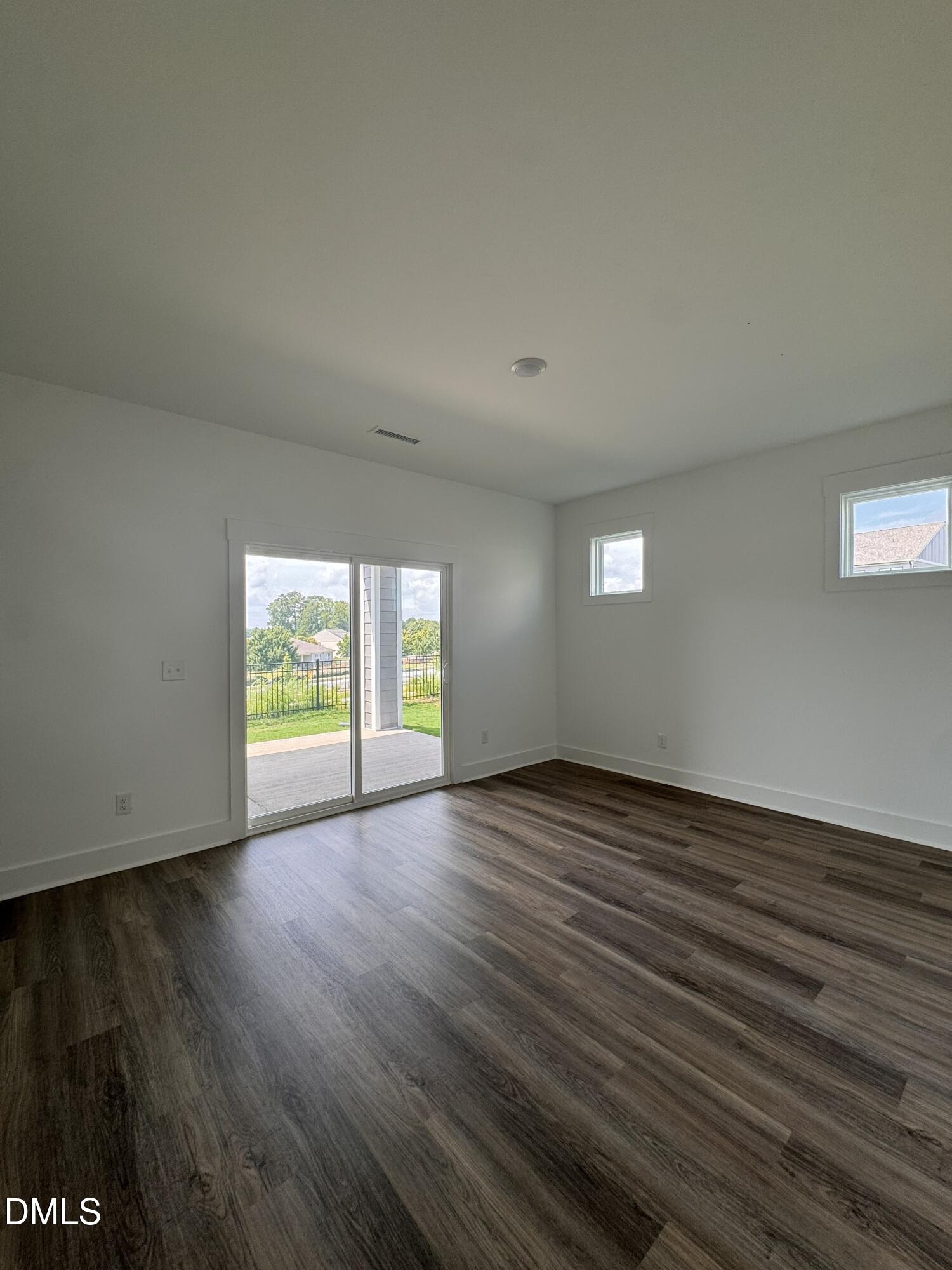 800 Portia Way