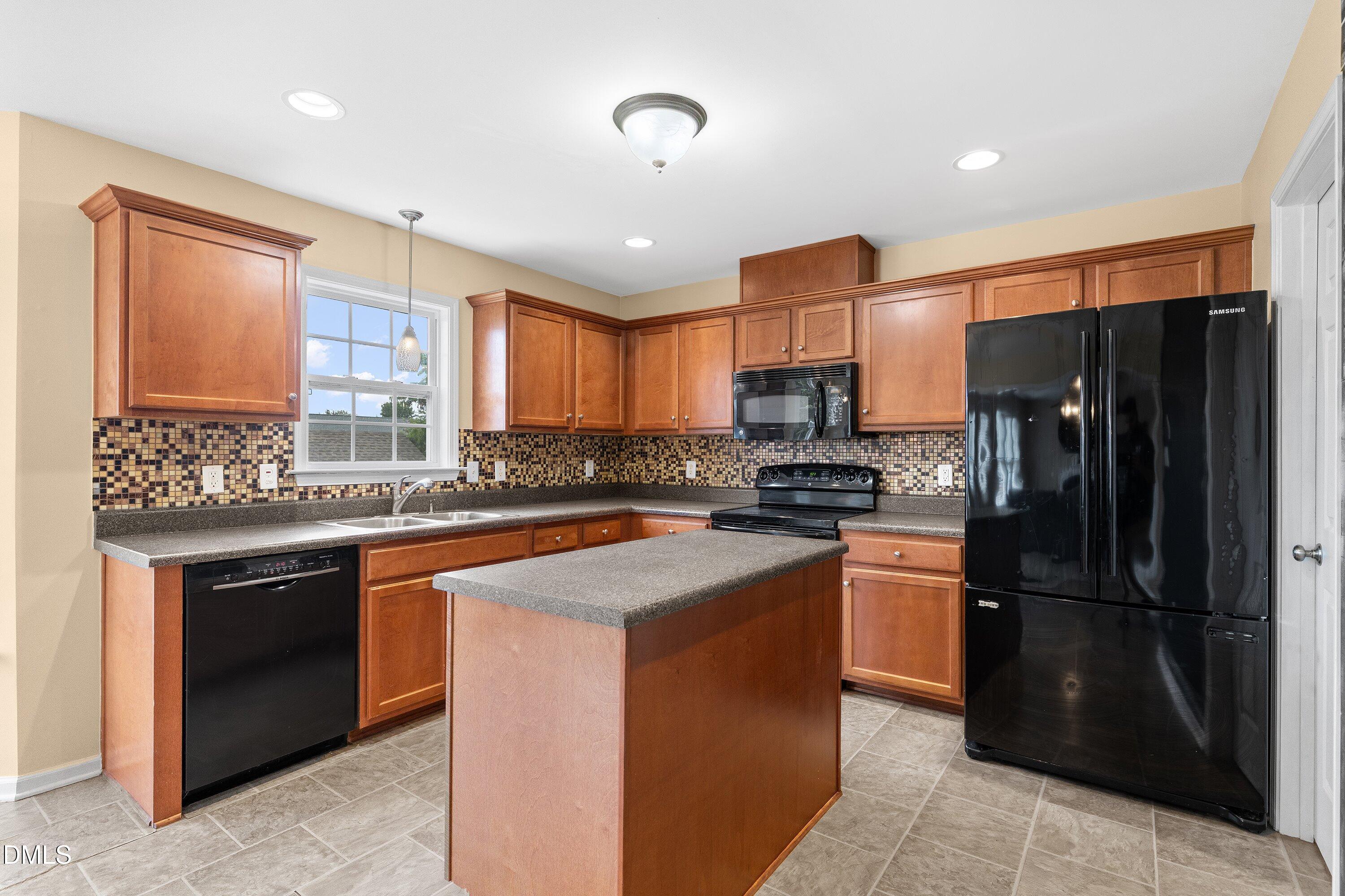 185 Snowberry Lane