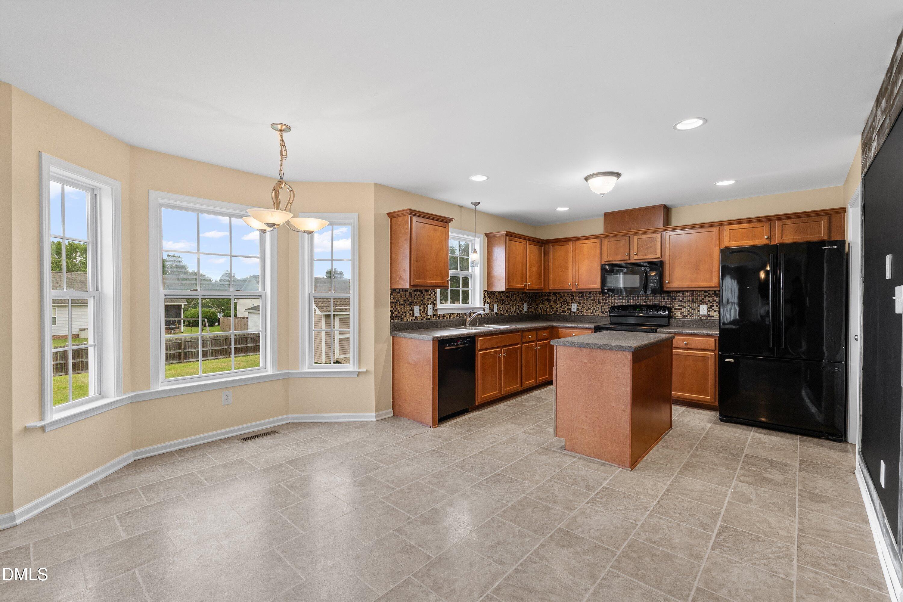 185 Snowberry Lane
