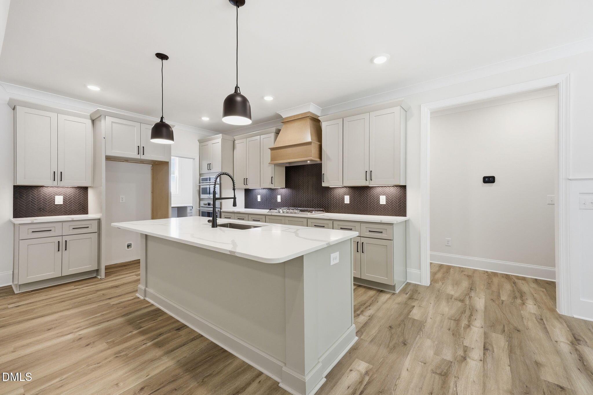 5905 Tranquil Cove