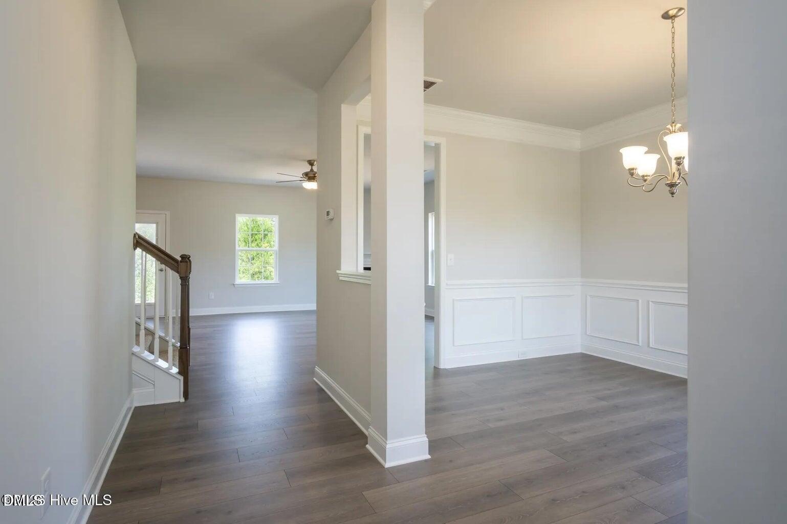 1009 Shadowpine Way