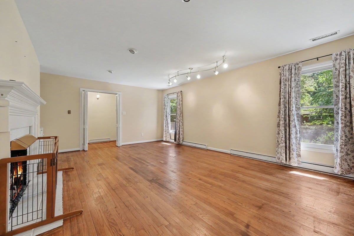 410 Brookside Drive