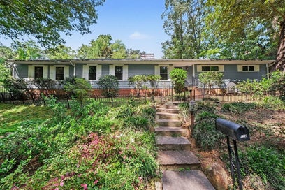 410 Brookside Drive Chapel Hill NC 27516