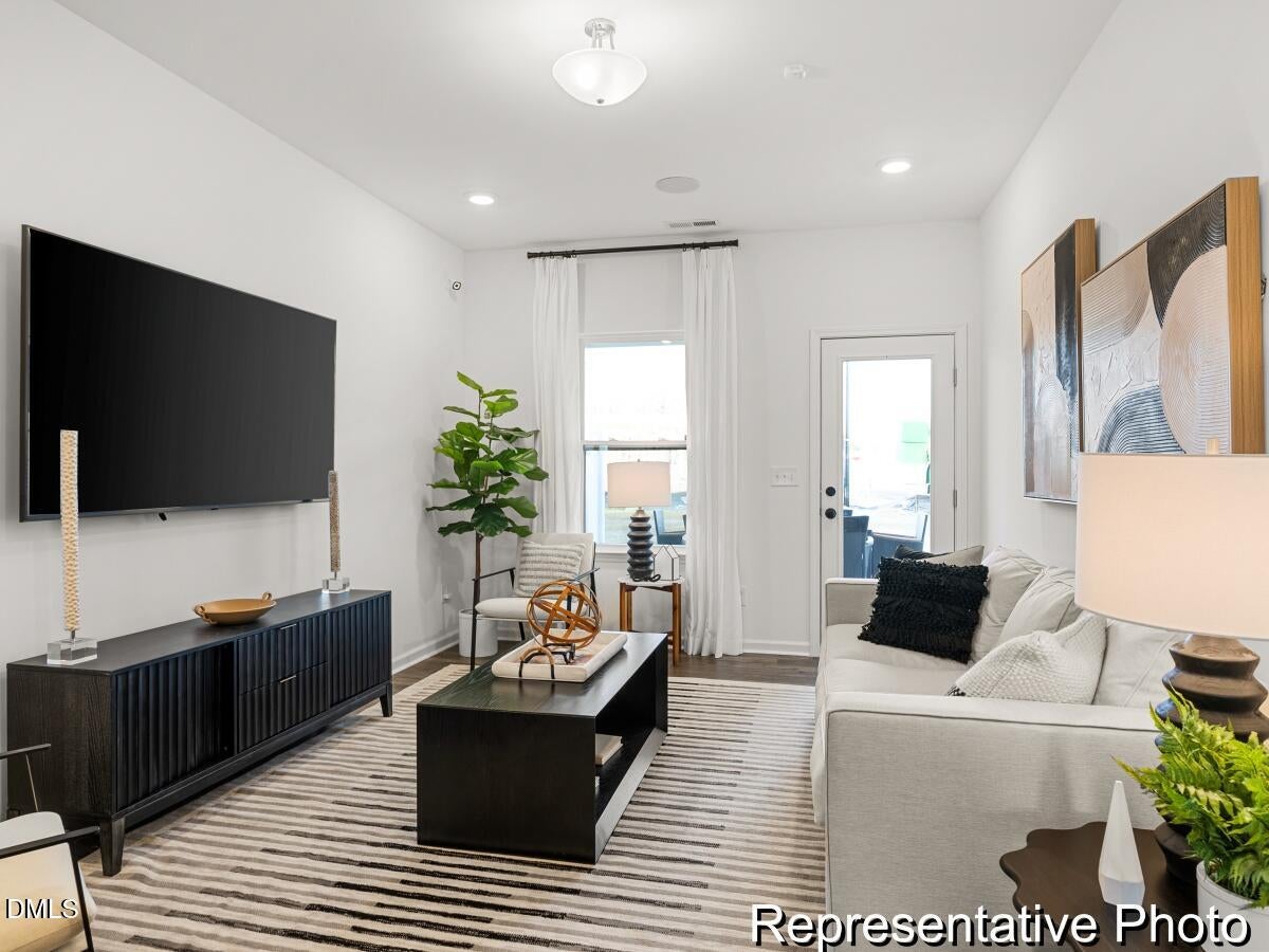 271 Periwinkle Place 200