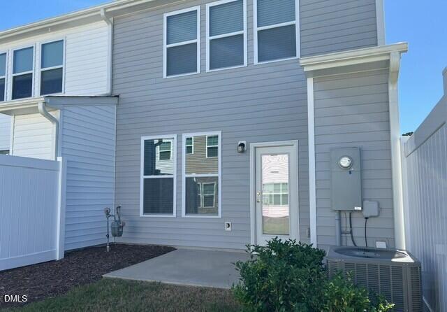 744 Ridge Cliff Lane