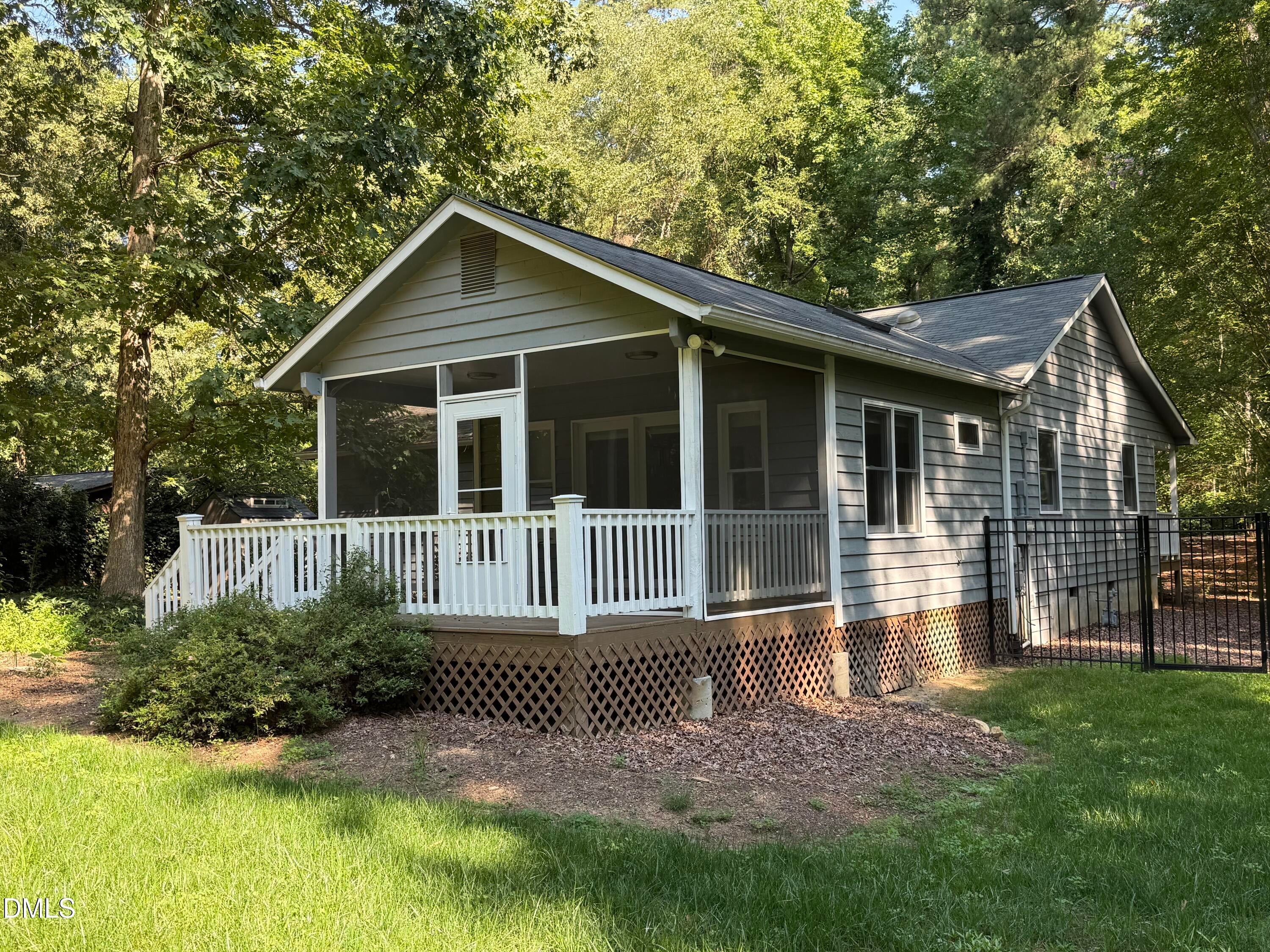 137 B Windsor Circle