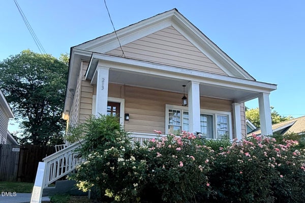 213 E SOUTH ST, RALEIGH, NC 27601 - Image e66b3c64036f9e91a2bb68bc01aac6bc/2668922084