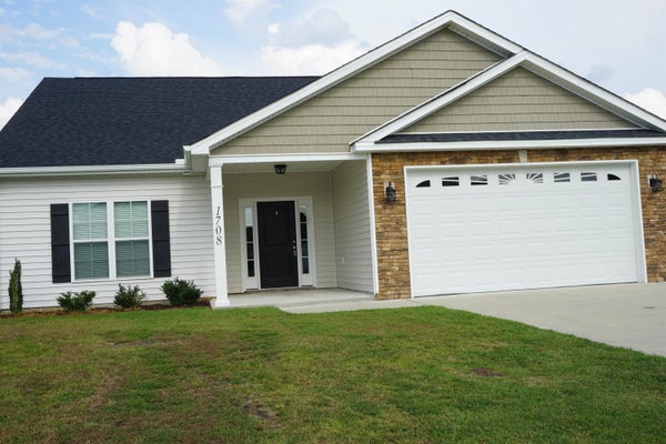 1708 PENNCROSS DR, GREENVILLE, NC 27834 - Image e66db1d85ffb6a567eb692dfcca60ab5/2320683326