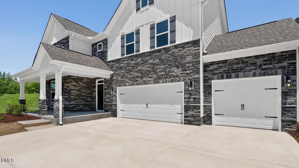19 East Fire Opal Court