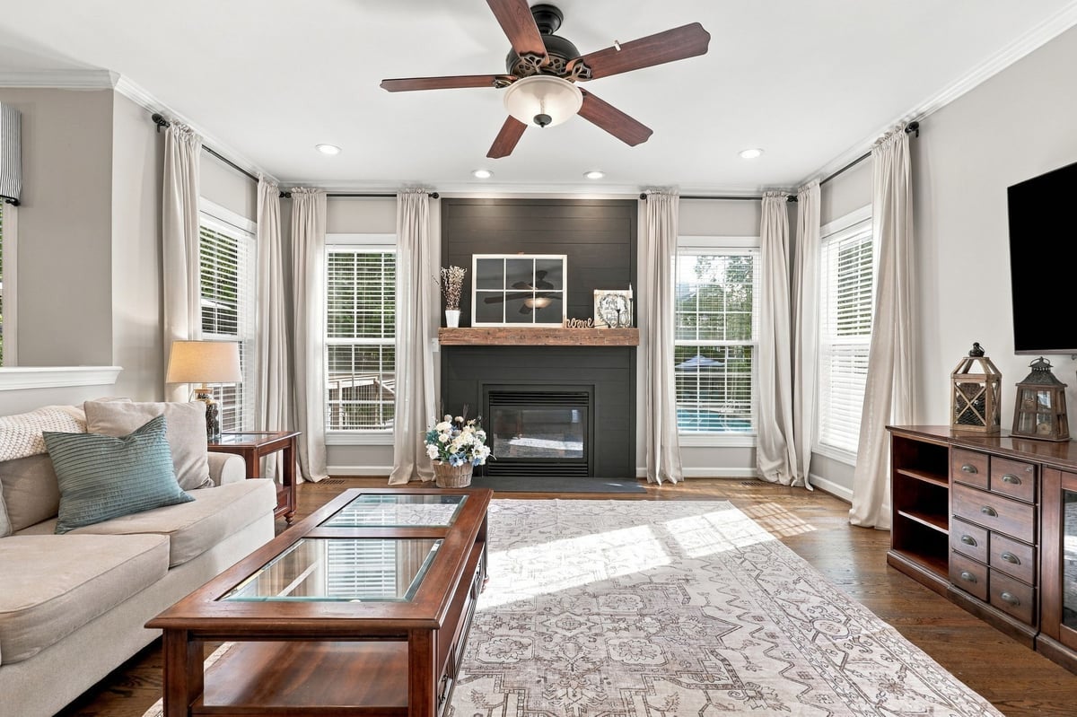 10620 River Forest Drive