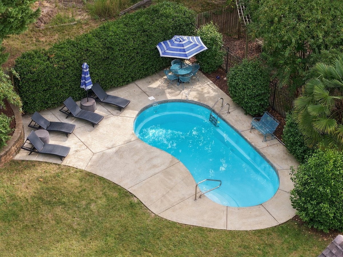 10620 River Forest Drive