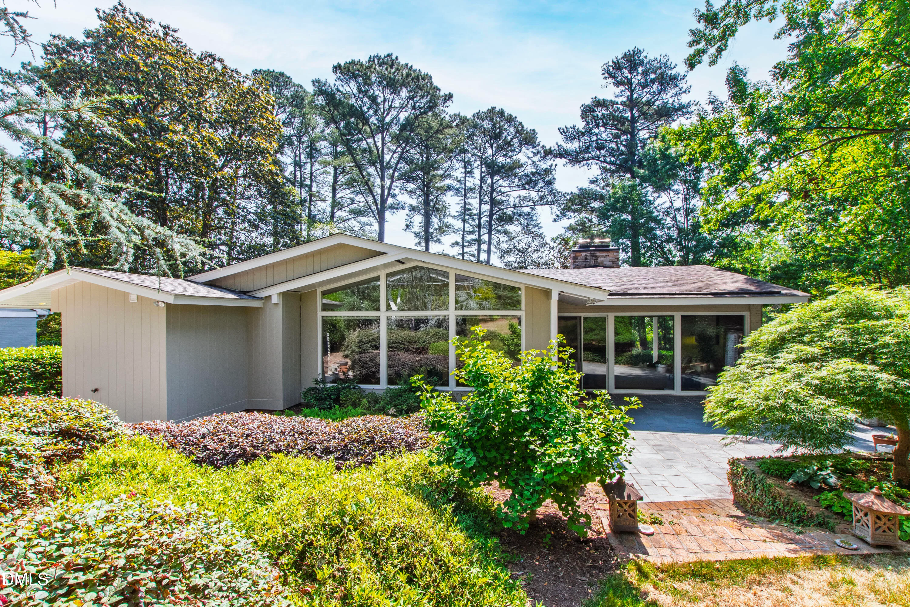 2751 Toxey Drive