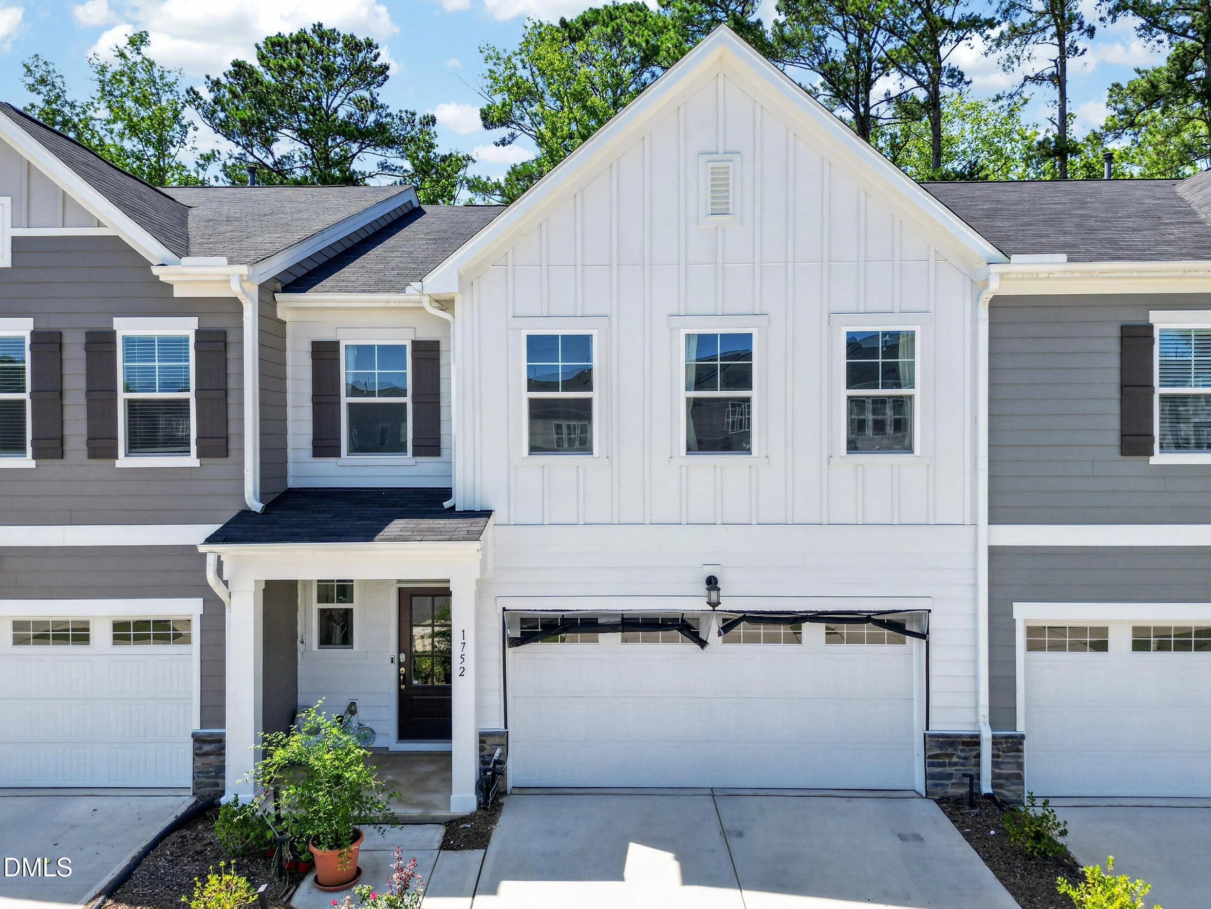 1752 Alpine Summer Lane
