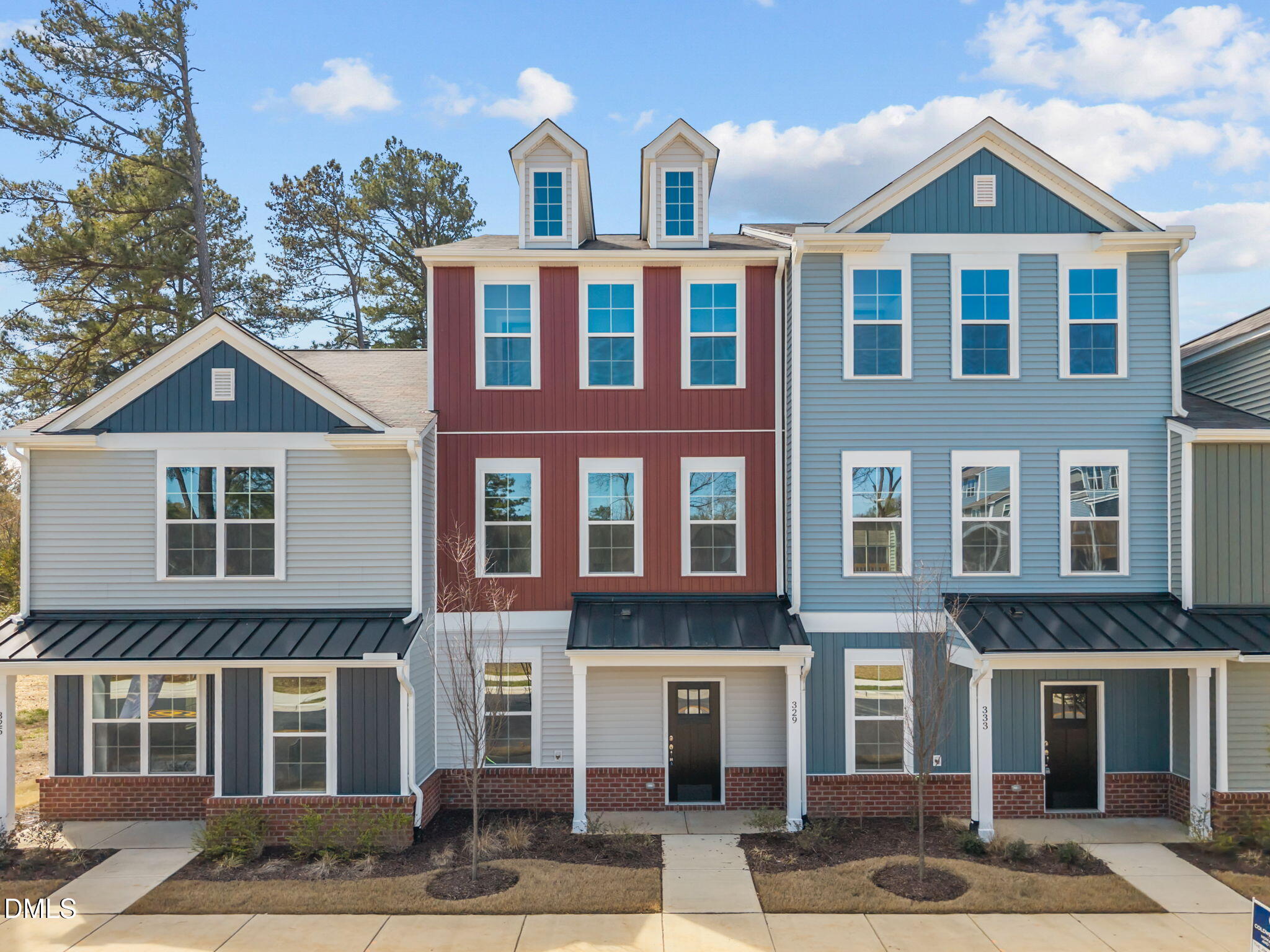 329 Parker Street 19
