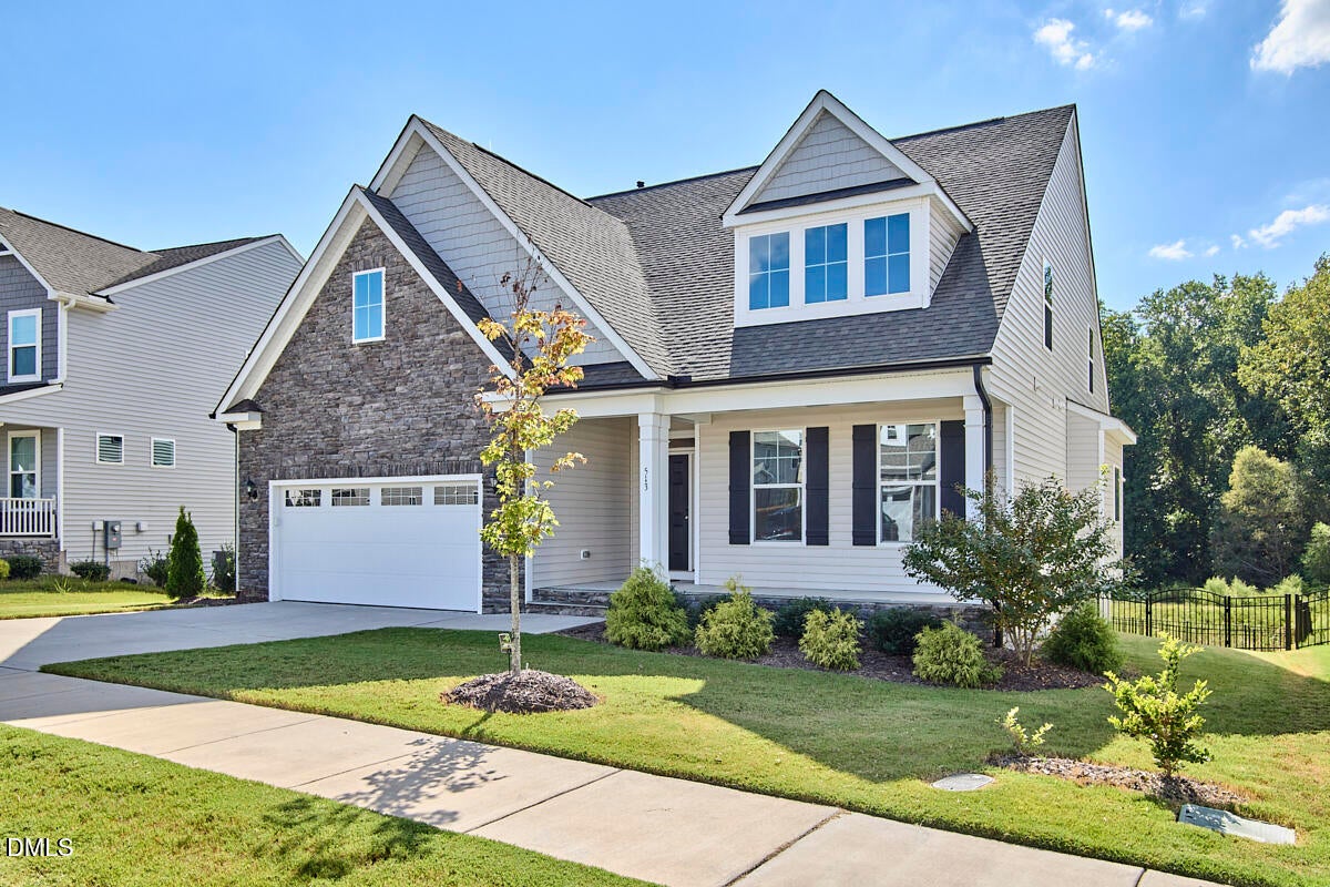 513 Hampton Crest Court