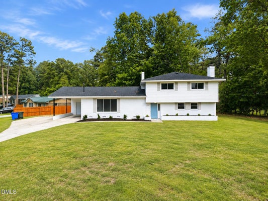 6326 COOL SHADE DR, FAYETTEVILLE, NC 28303 - Image e81ecb669683cbce974b2fe8a80ceb8c/1670796717