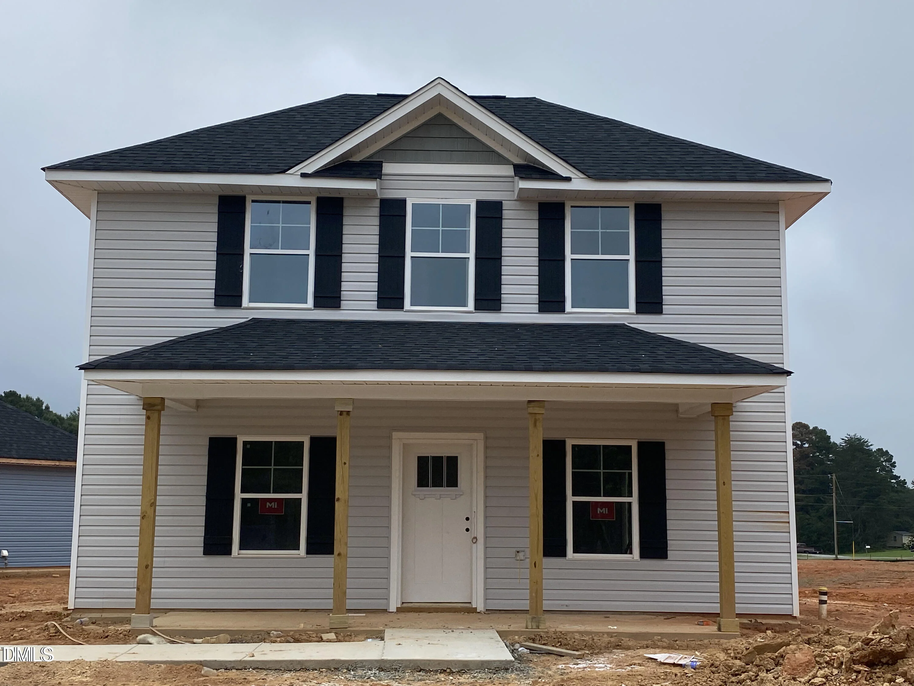1042 Pinnix Loop