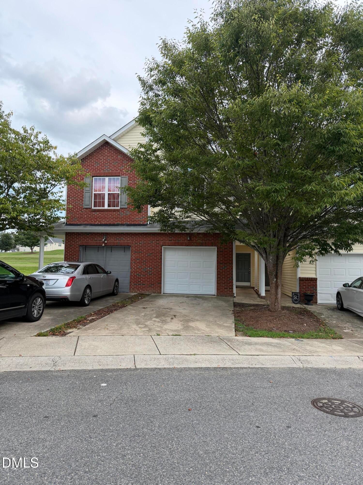 1103 Hadel Place