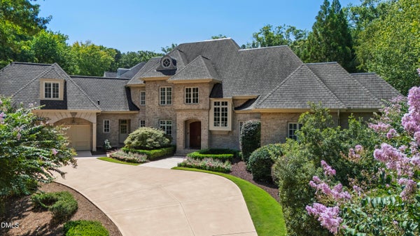 113 RICHELIEU DR, CARY, NC 27518 - Image ea17c0e6b45b020148c6964f2df58a8c/3138918541