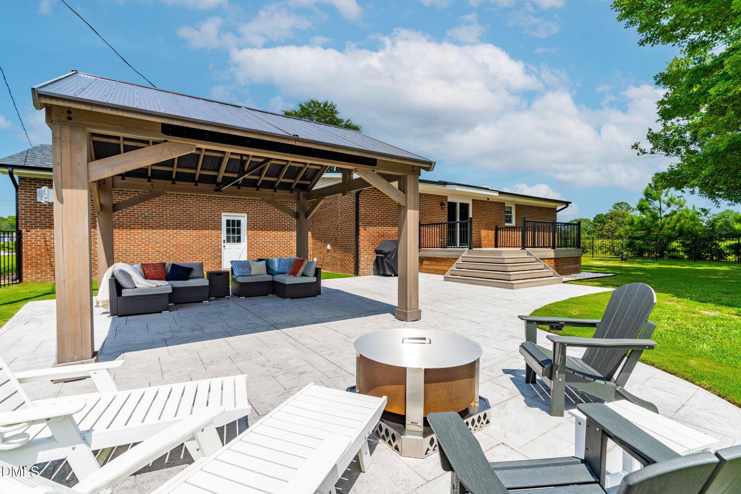 2331 Twin Acres Road