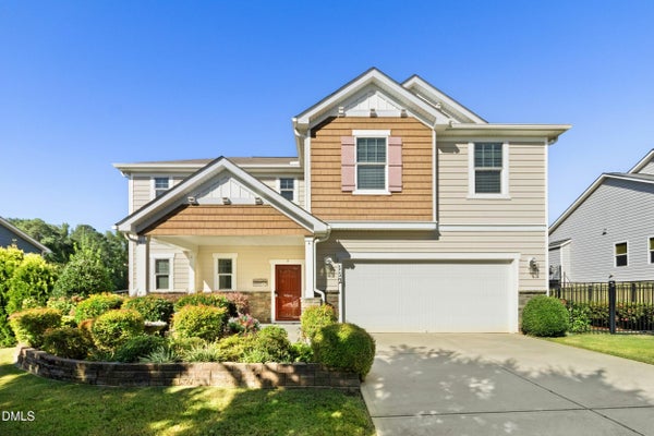 112 CONGAREE DR, HOLLY SPRINGS, NC 27540 - Image ea404391eb009e6582de4956b028beb9/1238979284