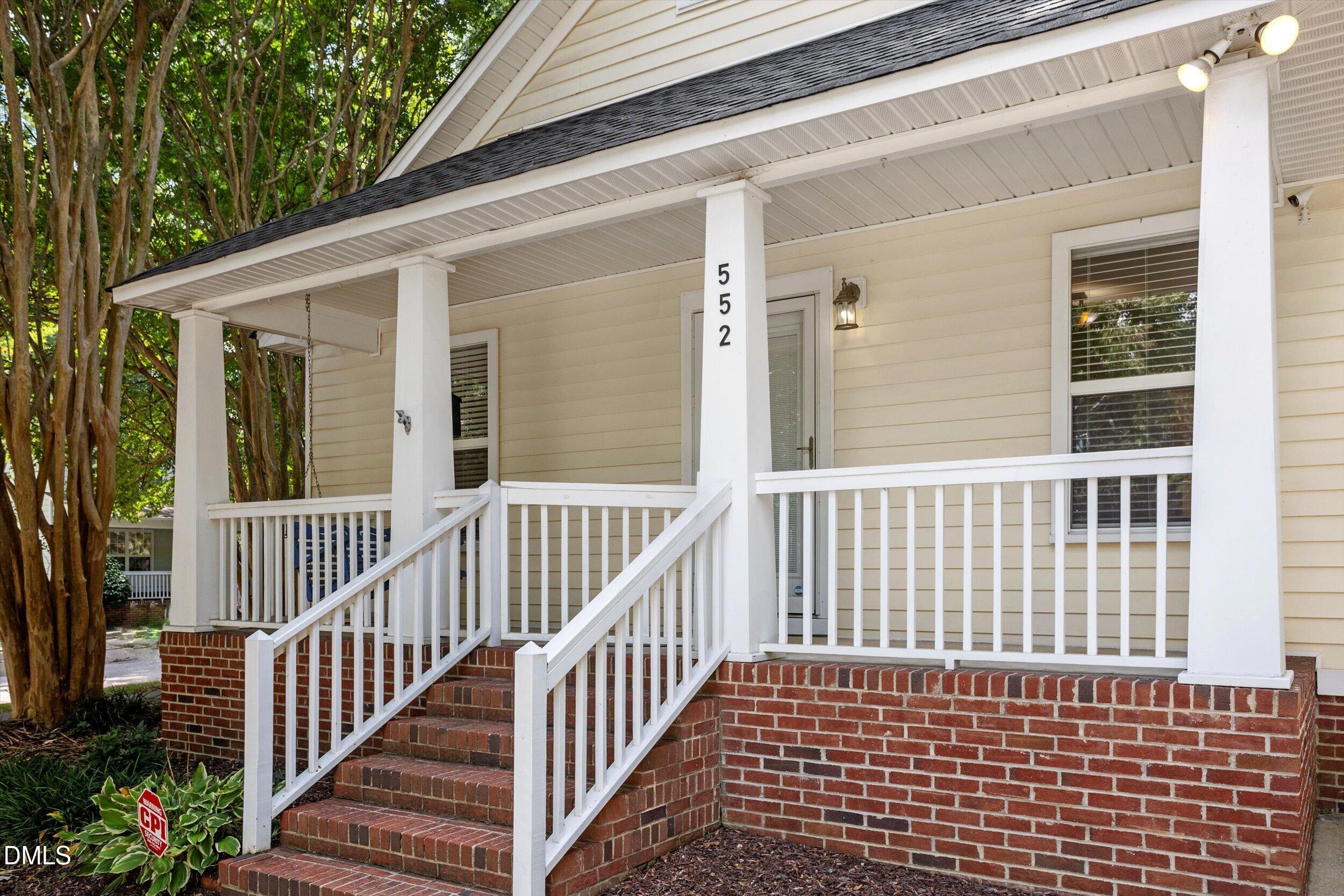552 Moseley Lane