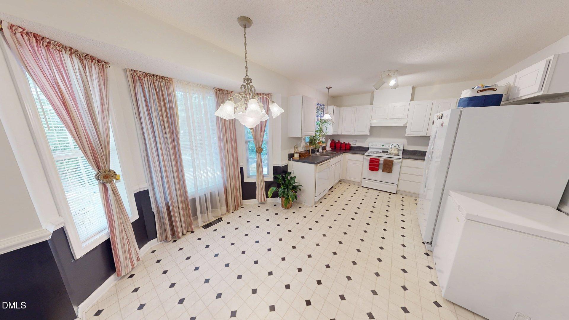 2004 Ballston Place