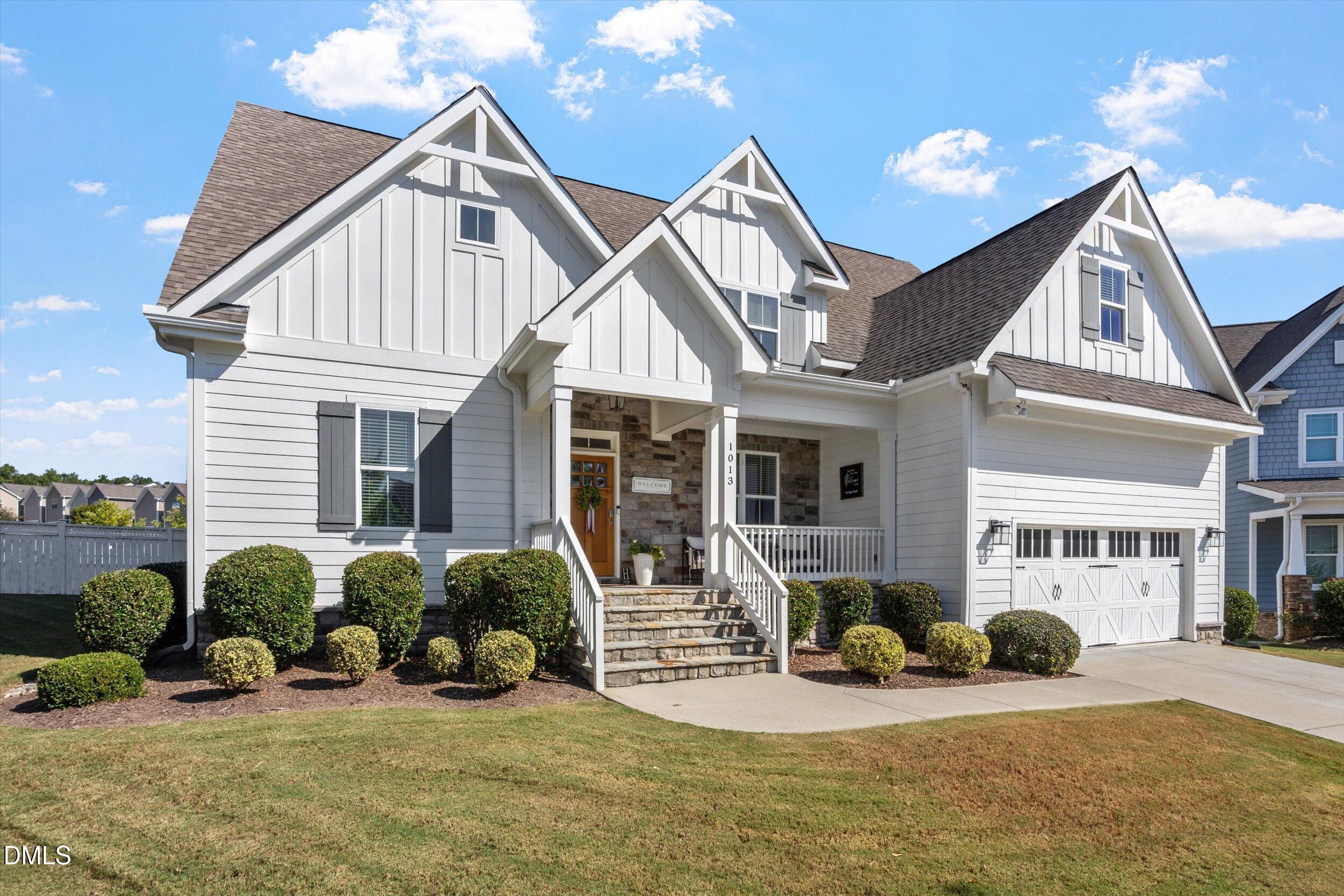 1013 Goldfinch Nest Court