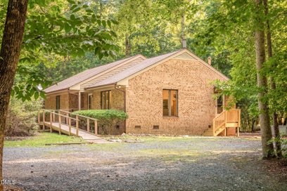 9021 Collins Creek Drive Chapel Hill NC 27516