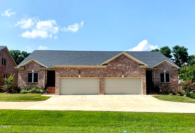 923 Arrowhead Lane Mebane NC 27302