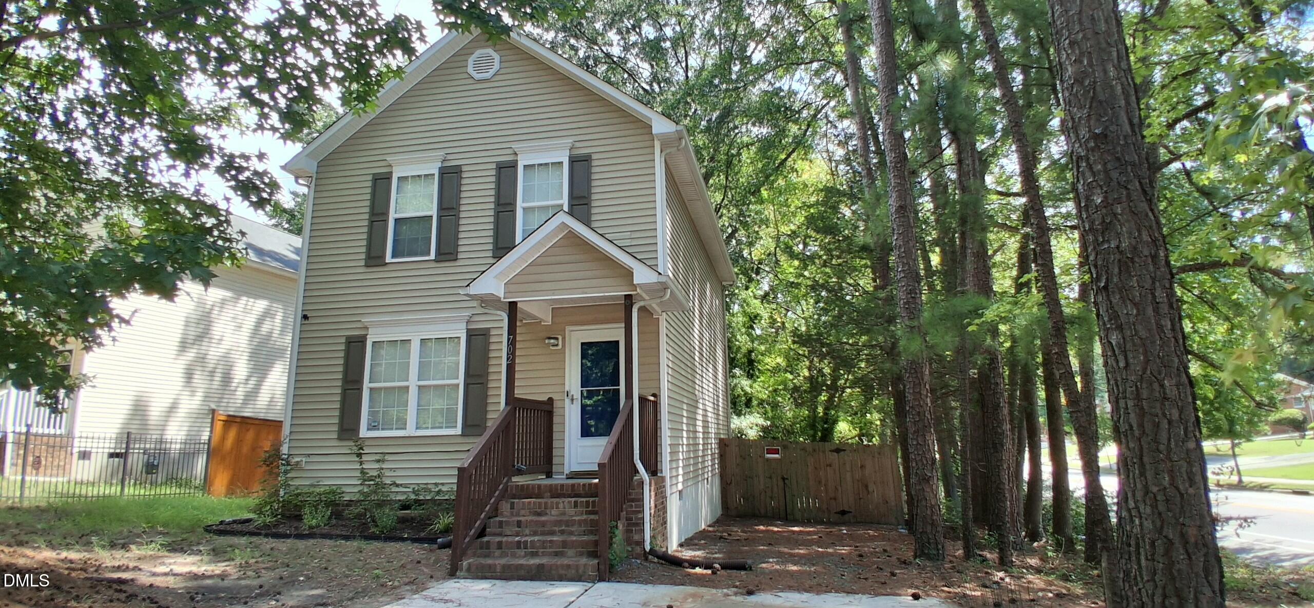 702 Brye Street