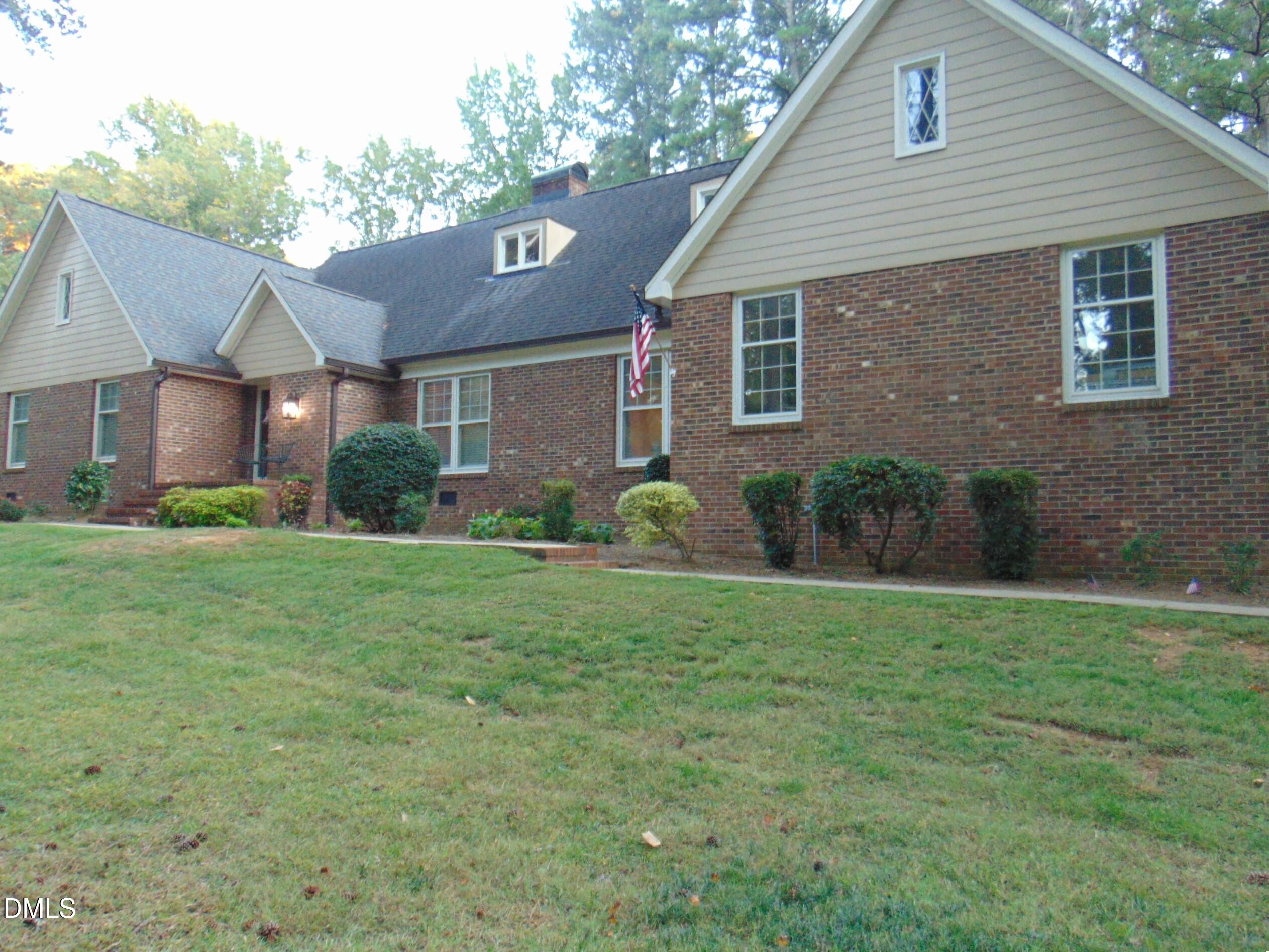 1755 Parker Lane