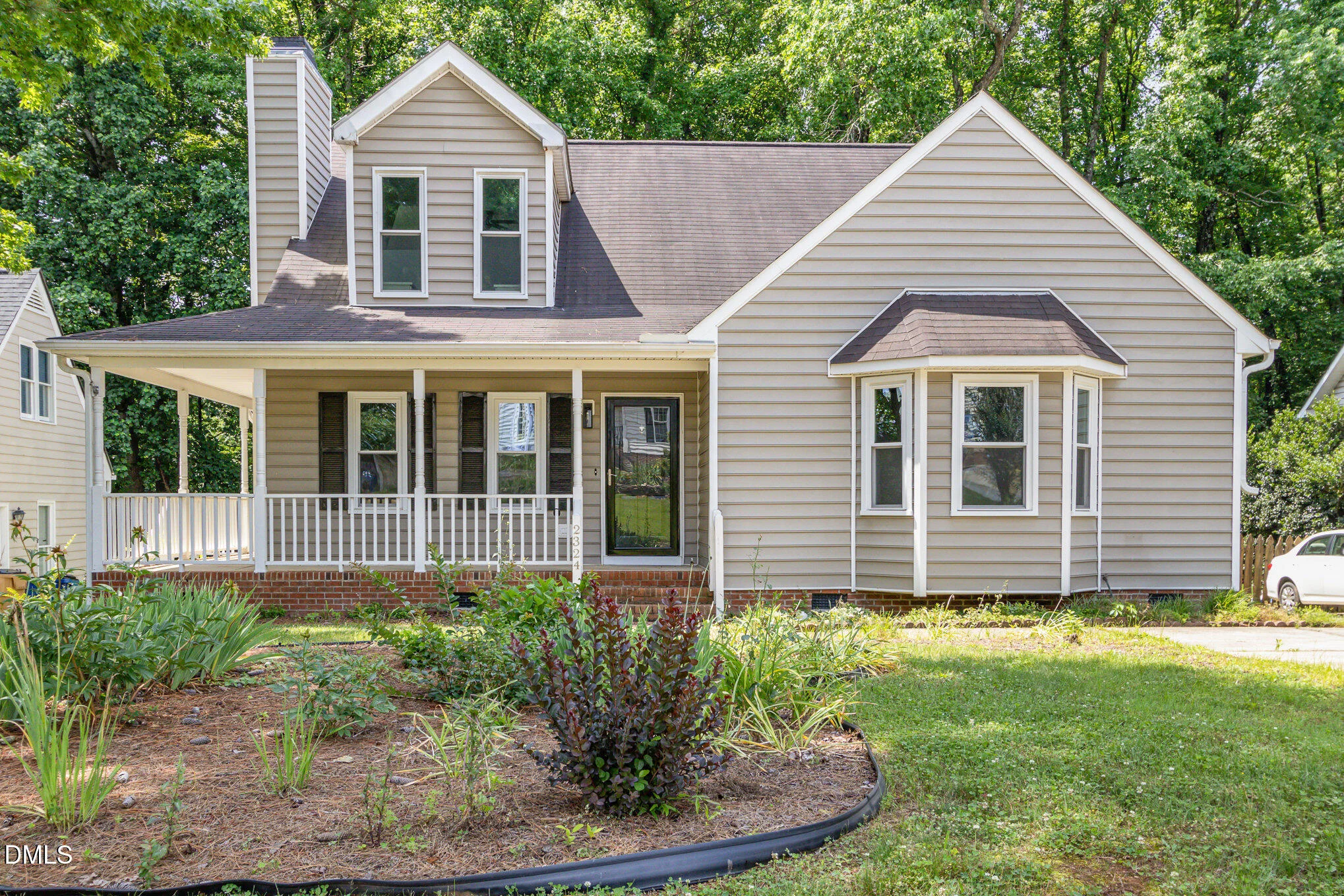 2324 Dahlgreen Road