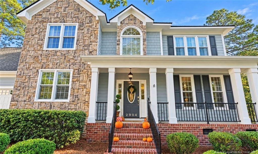 2904 Hollow Springs Court