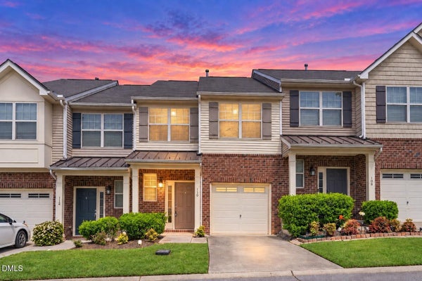 110 MARSENA LN, CARY, NC 27513 - Image ec8b9c4f959acfc351f5fe1a94715f53/3260790425