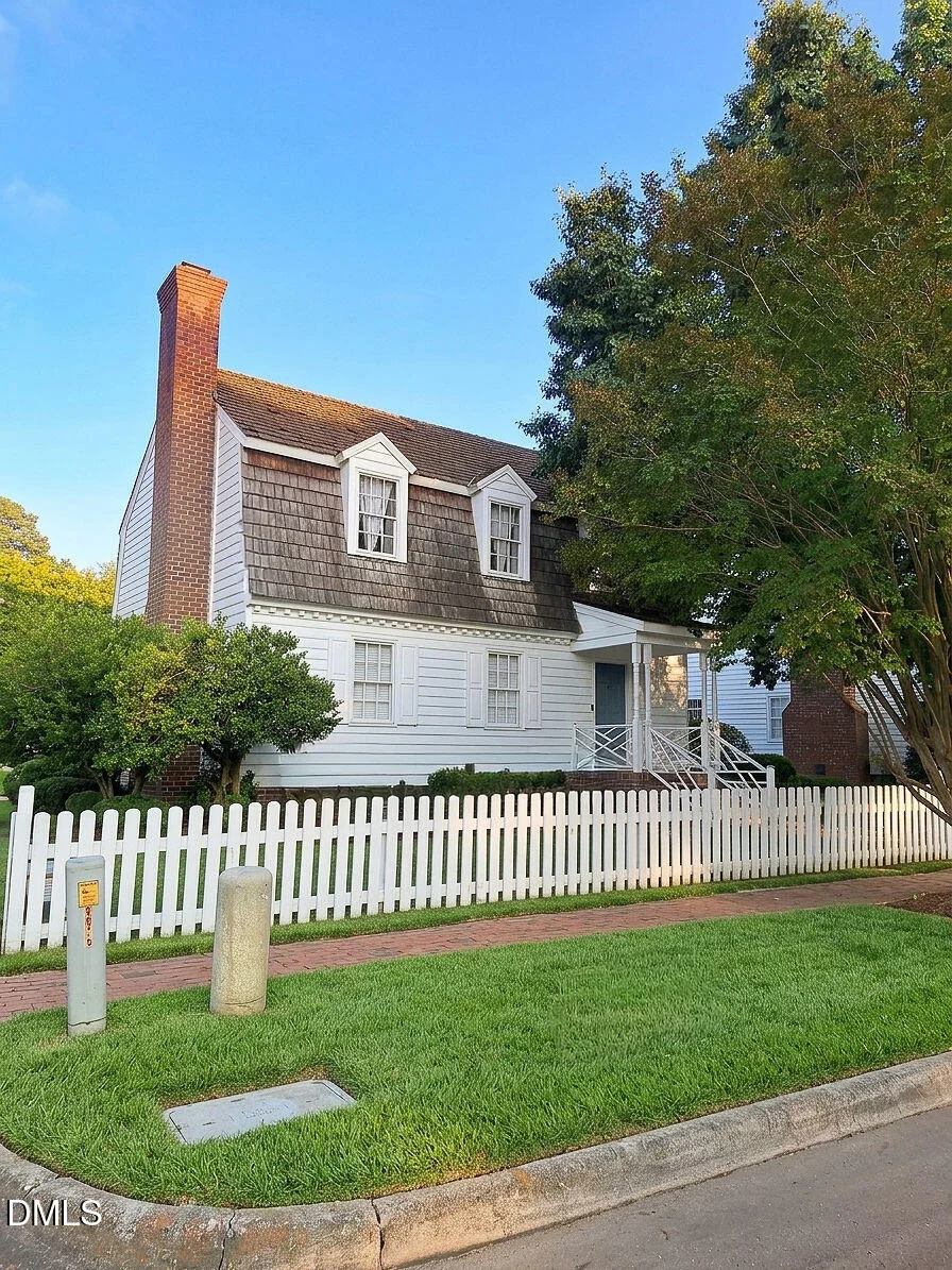 205 Old Colony Way