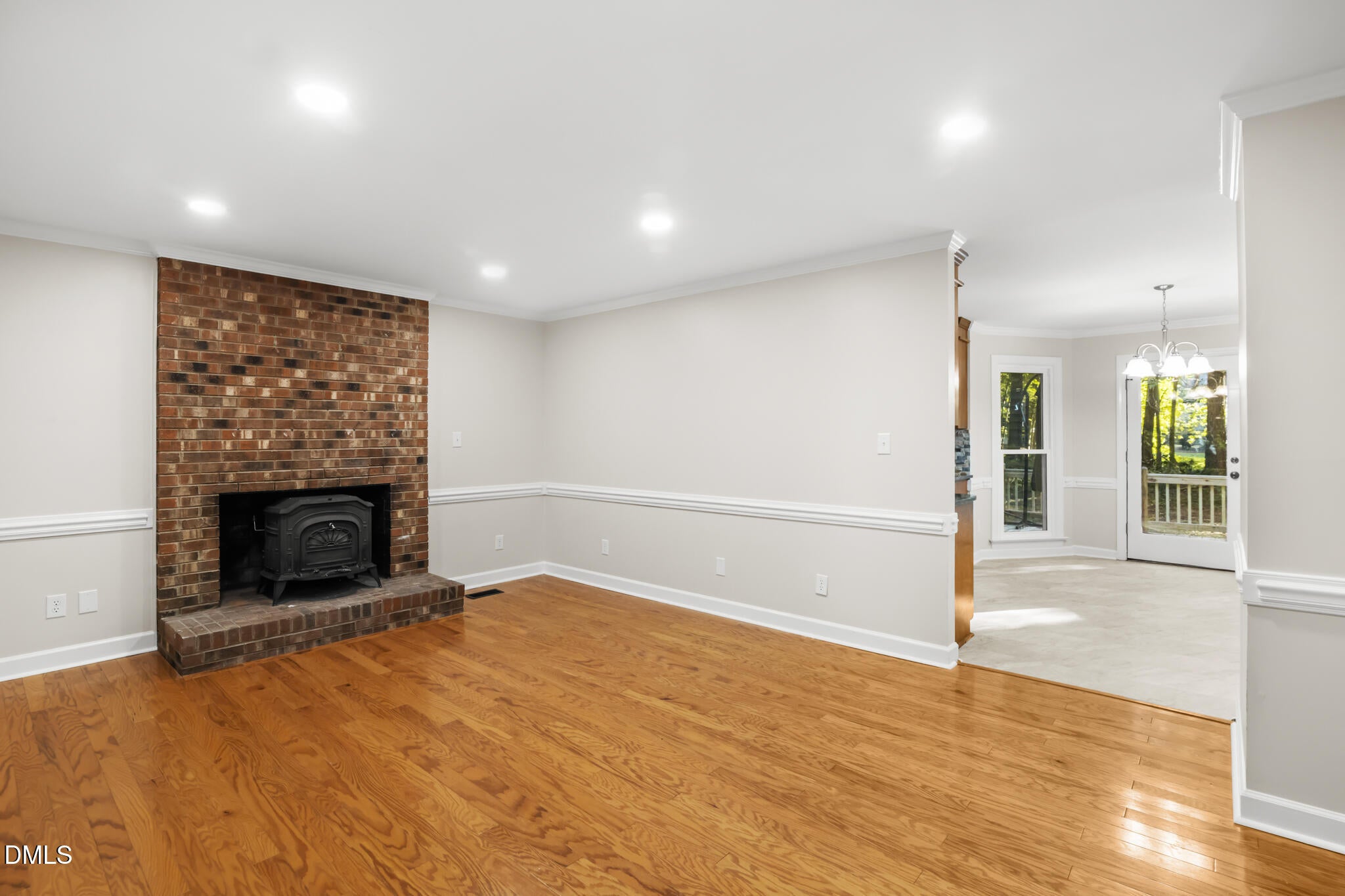2004 Virginia Dare Place