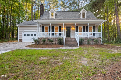 Photo of 2004 Virginia Dare Place, Raleigh, NC 27610 (MLS # 10191456)
