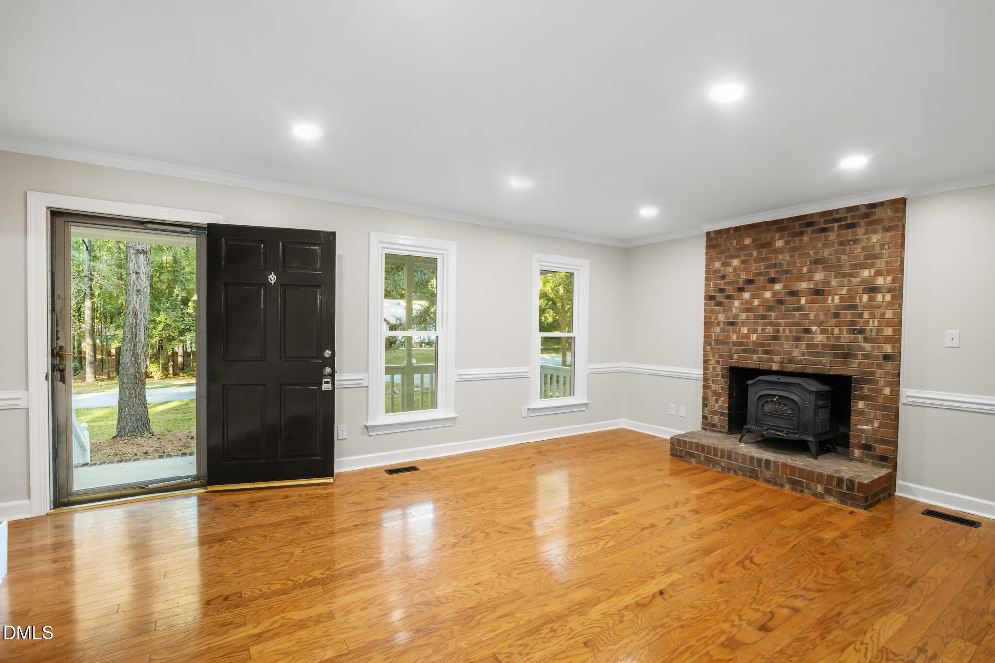 2004 Virginia Dare Place