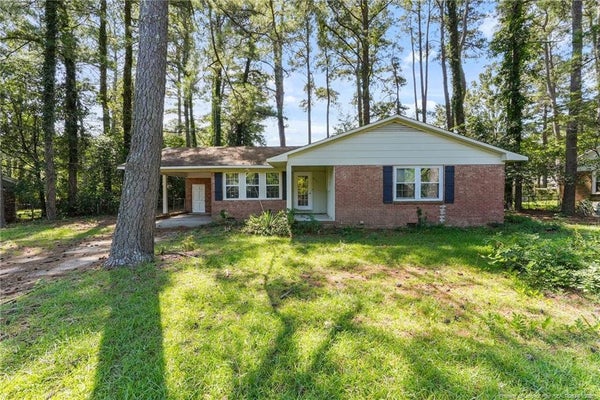 6341 KINCROSS AVE, FAYETTEVILLE, NC 28304 - Image ed5f505be20eccf36194e2d058ca2e4f/542338614