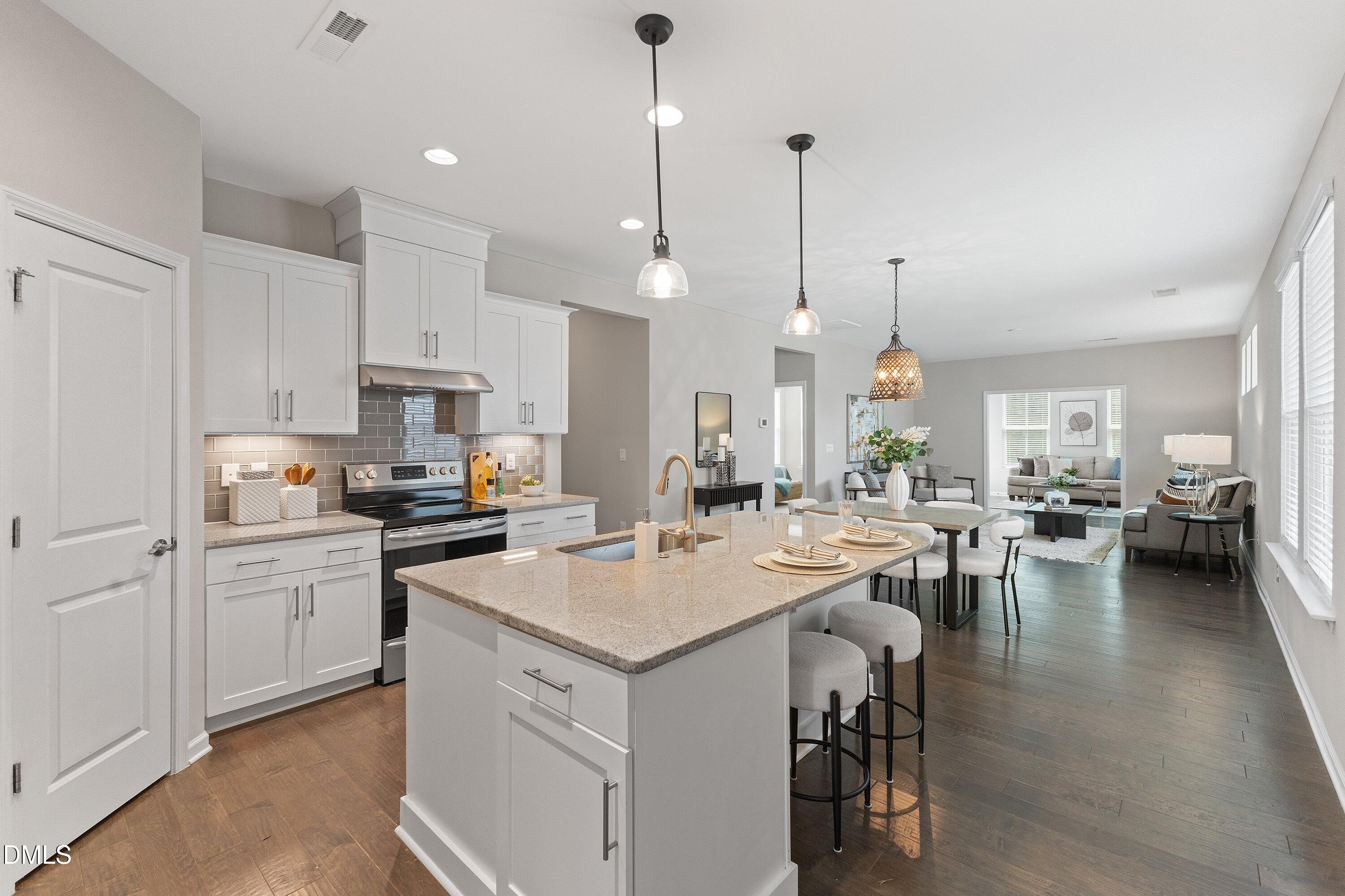 1006 Sounding Lane