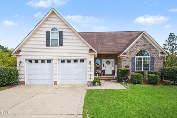 14 BOULDER DR, SANFORD, NC 27332 - Image edfc50f43faa4e8e91981b6d9f68a59b/3331179343