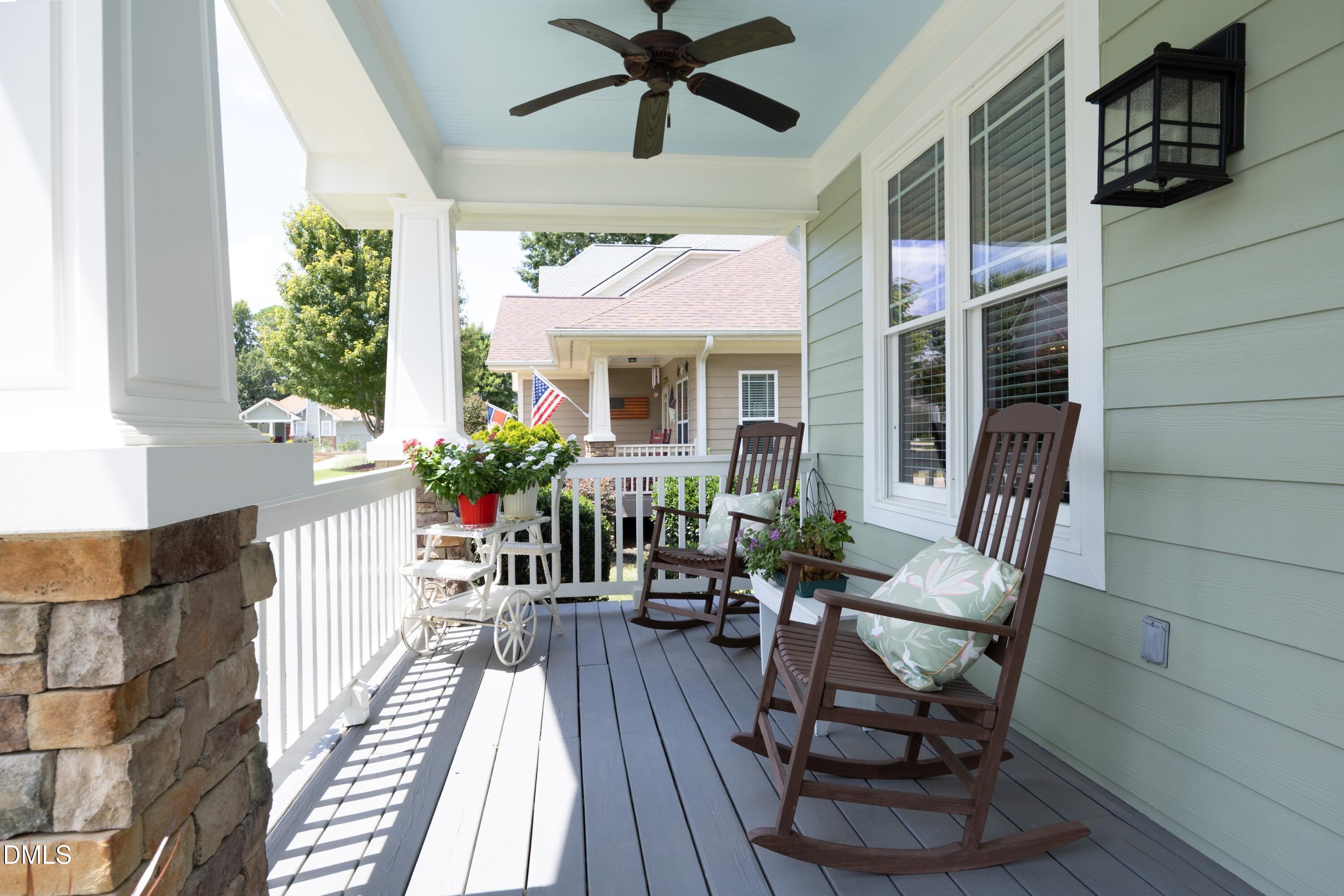 712 Shoals Lake Drive