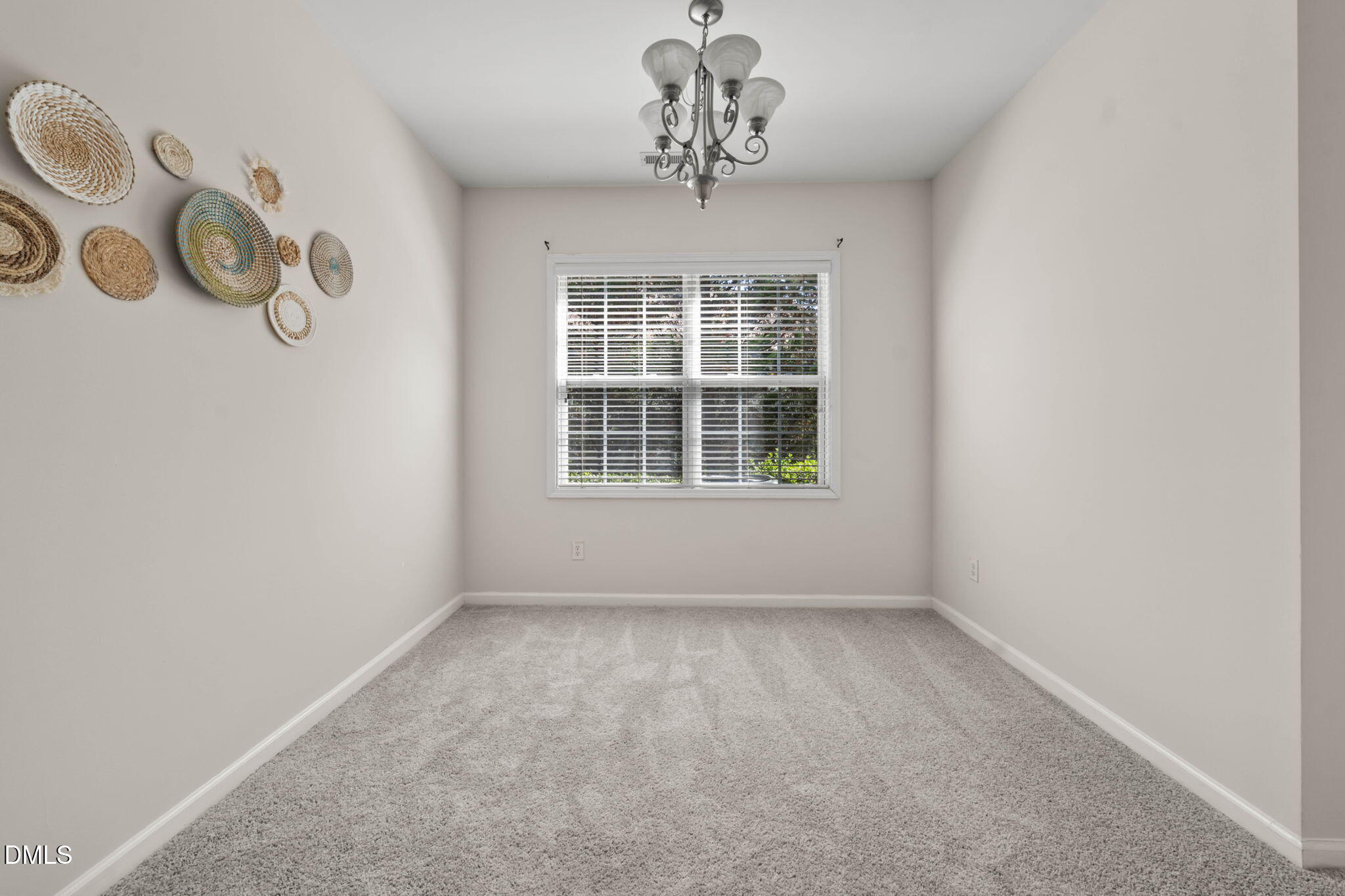 1012 Linen Drive